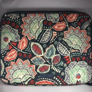 Vera Bradley laptop case in nomadic floral